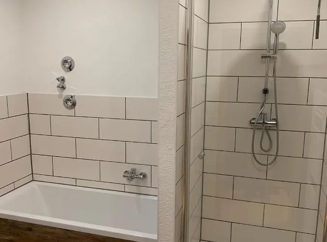 Eisenbahn Apartamento *